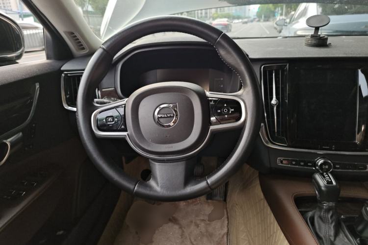Used Volvo S90 2018 T4 Zhiyuan Edition Steering Wheel