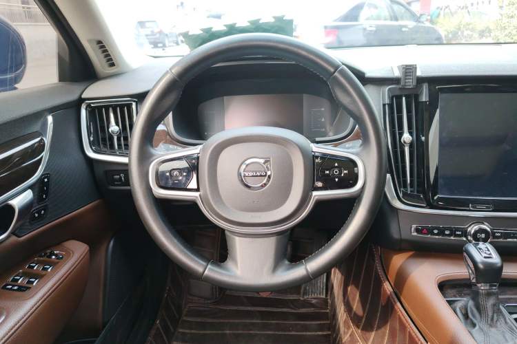 Used Volvo S90 2018 T4 Zhiyuan Edition Steering Wheel
