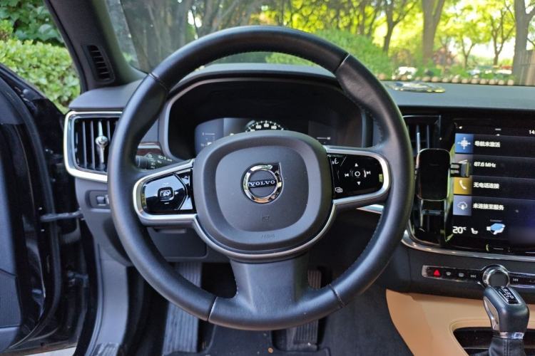 Used Volvo S90 2018 T4 Zhiyuan Edition Steering Wheel
