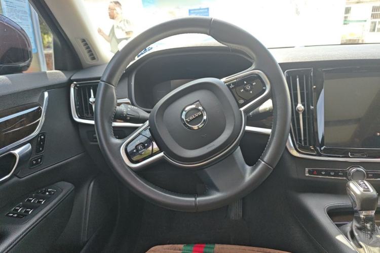 Used Volvo S90 2018 T4 Zhiyuan Edition Steering Wheel