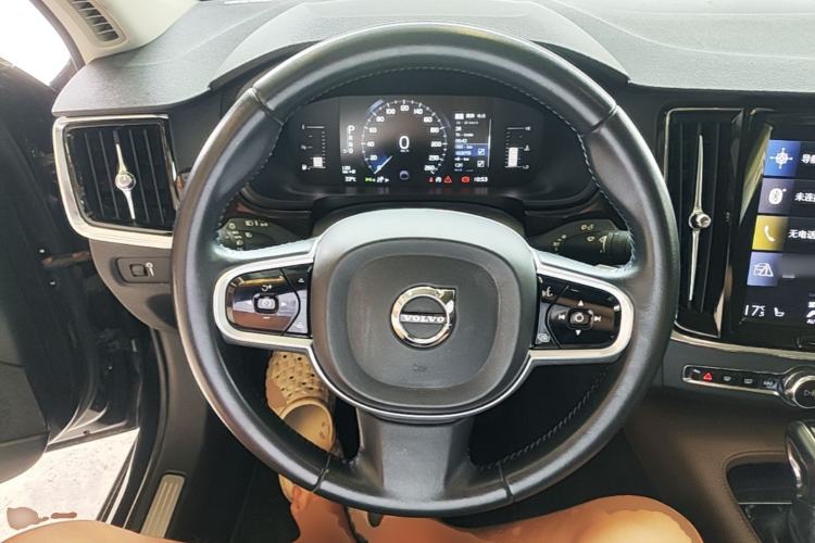 Used Volvo S90 2018 T4 Zhiyuan Edition Steering Wheel