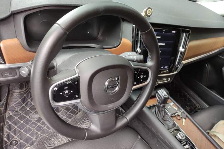 Used Volvo S90 2018 T5 Zhiya Edition Steering Wheel