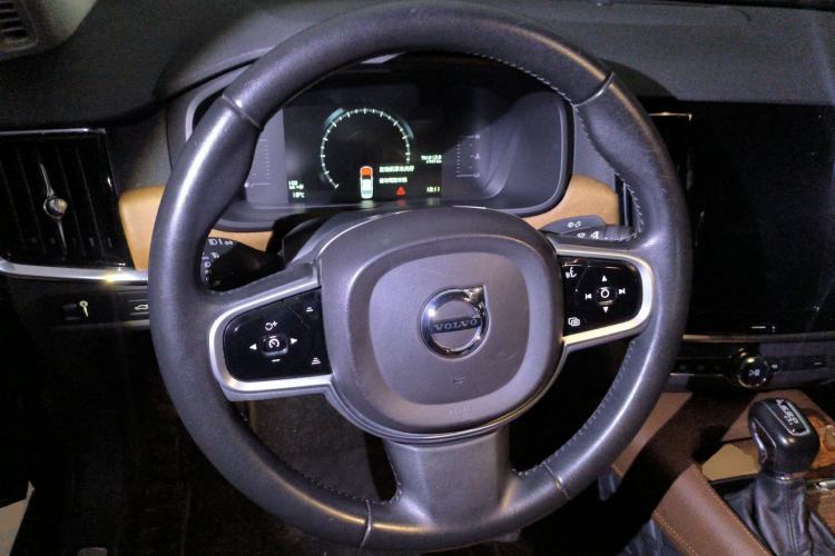 Used Volvo S90 2018 T5 Zhiyuan Edition Steering Wheel