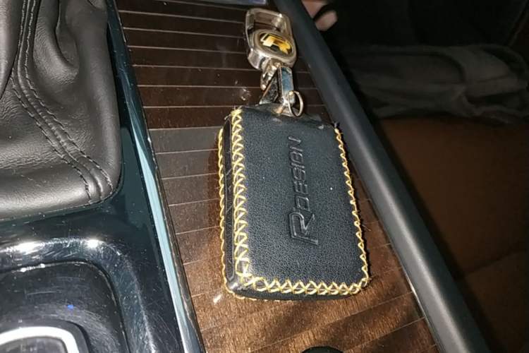 Used Volvo S90 2018 T4 Zhiyuan Edition Vehicle Key