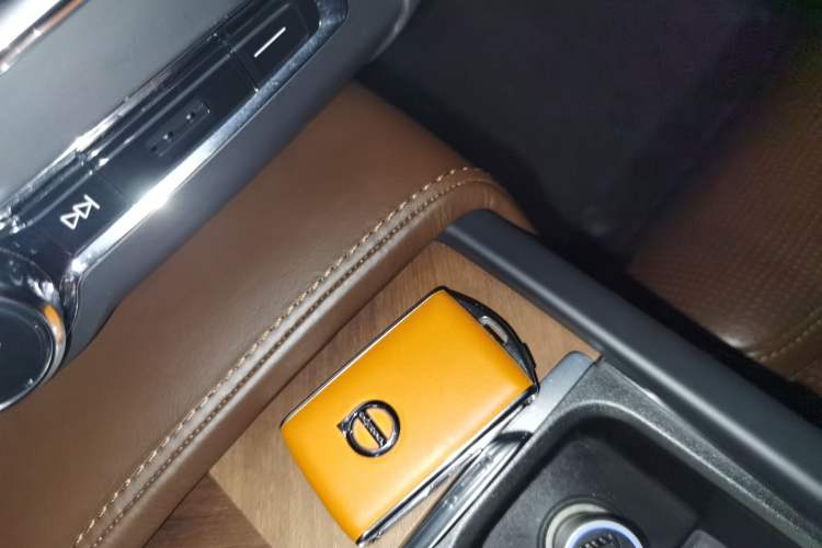 Used Volvo S90 2018 T5 Prestige Edition Vehicle Key