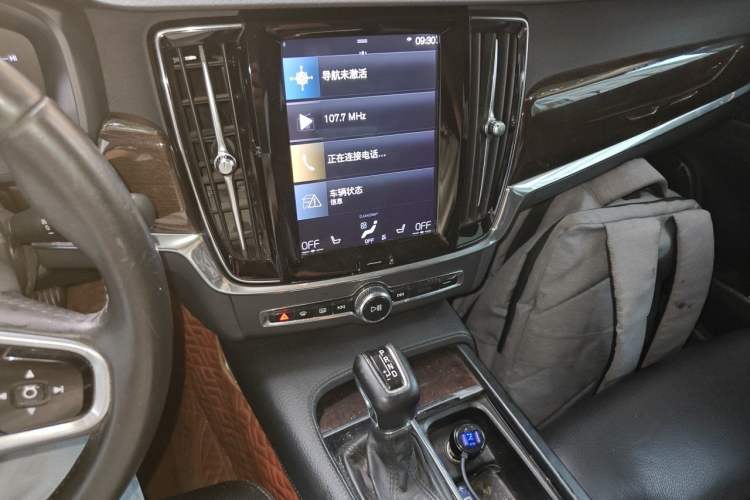 Used Volvo S90 2018 T4 Zhiyuan Edition Audio And AC Panel
