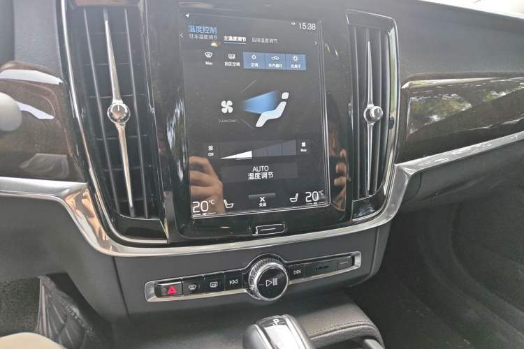 Used Volvo S90 2018 T5 Zhiyuan Edition Audio And AC Panel