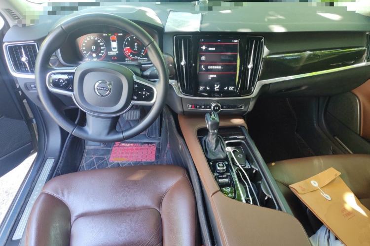 Used Volvo S90 2018 T5 Zhiyuan Edition Center Console