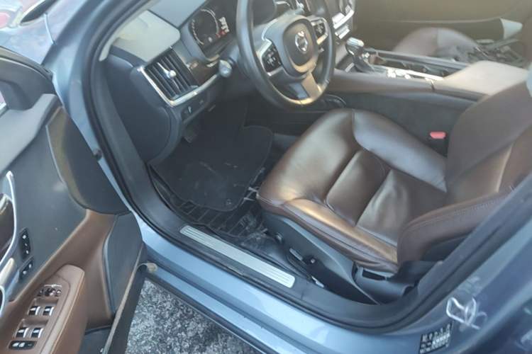 Used Volvo S90 2018 T4 Zhiyuan Edition Driver Seat