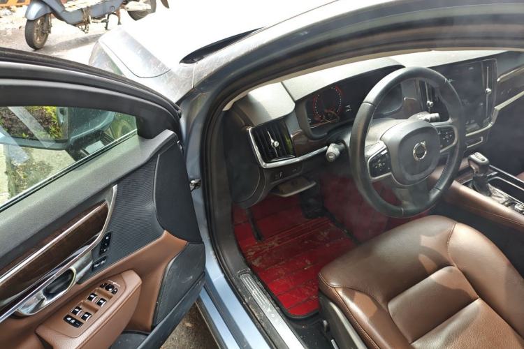 Used Volvo S90 2018 T4 Zhiyuan Edition Driver Seat