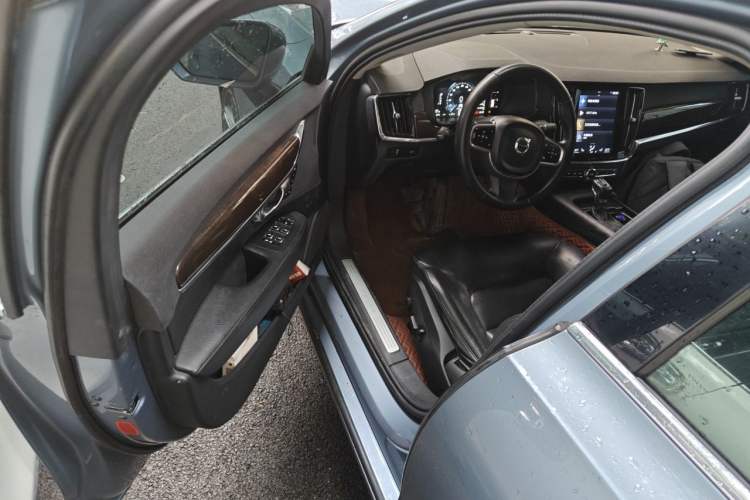 Used Volvo S90 2018 T4 Zhiyuan Edition Driver Seat