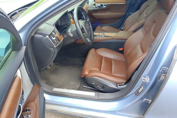 Used Volvo S90 2018 T5 Prestige Edition Driver Seat