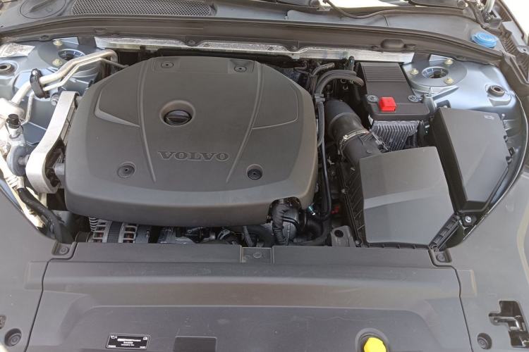 Used Volvo S90 2018 T5 Zhiyuan Edition Engine Bay