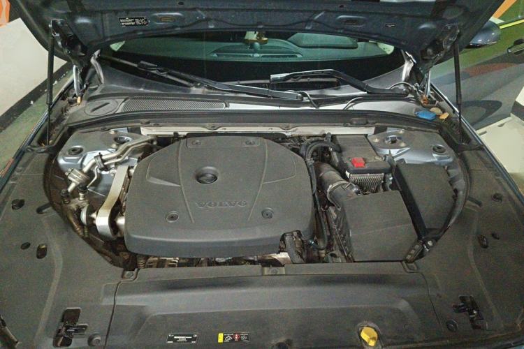 Used Volvo S90 2018 T4 Zhiyuan Edition Engine Bay