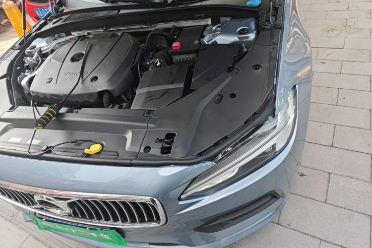 Used Volvo S90 2018 T4 Zhiyi Edition Engine Bay Left