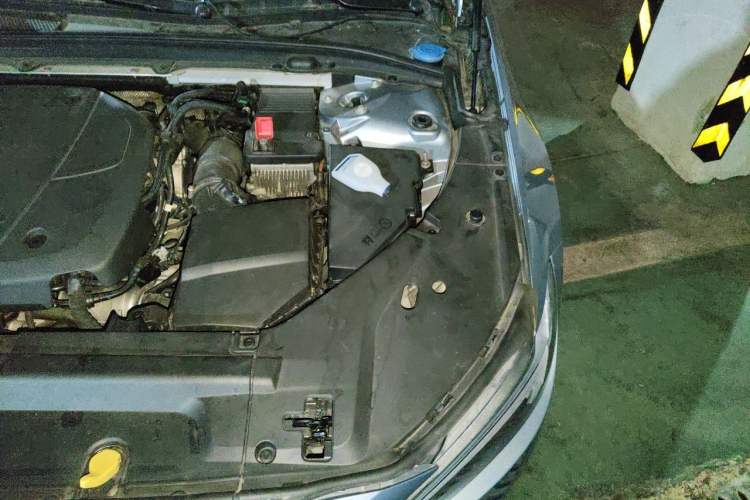 Used Volvo S90 2018 T4 Zhiyi Edition Engine Bay Left