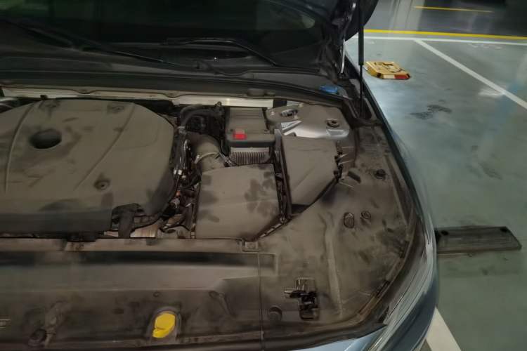 Used Volvo S90 2018 T4 Zhiyuan Edition Engine Bay Left