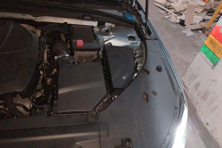 Used Volvo S90 2018 T4 Zhiyuan Edition Engine Bay Left