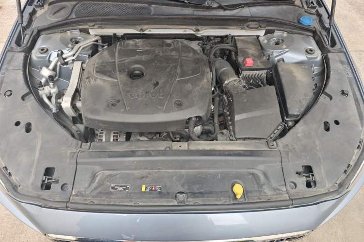 Used Volvo S90 2018 T4 Zhiyuan Edition Engine Bay