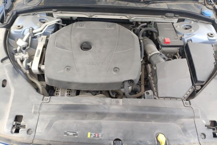 Used Volvo S90 2018 T5 Prestige Edition Engine Bay
