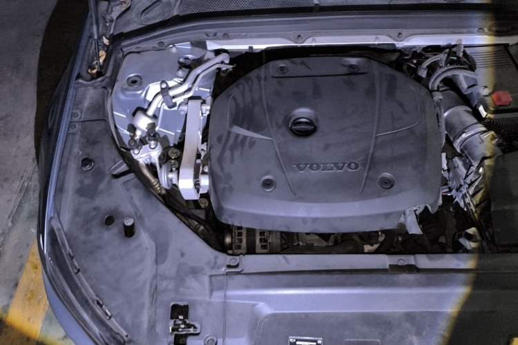 Used Volvo S90 2018 T4 Zhiyuan Edition Engine Bay Right