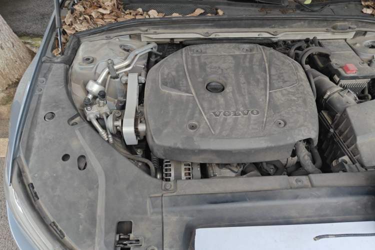 Used Volvo S90 2018 T4 Zhiyuan Edition Engine Bay Right