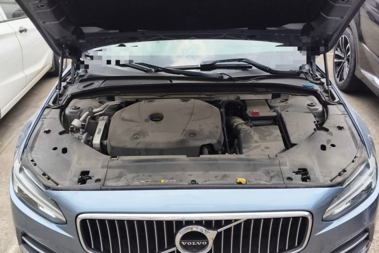 Used Volvo S90 2018 T5 Zhiya Edition Engine Bay