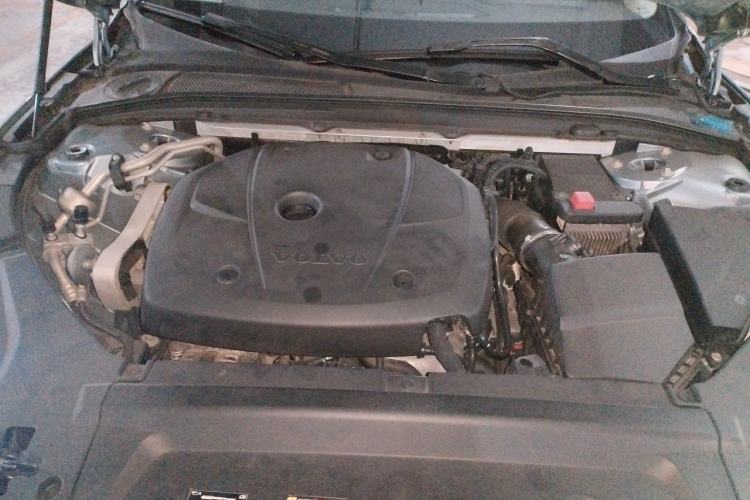 Used Volvo S90 2018 T4 Zhiyuan Edition Engine Bay