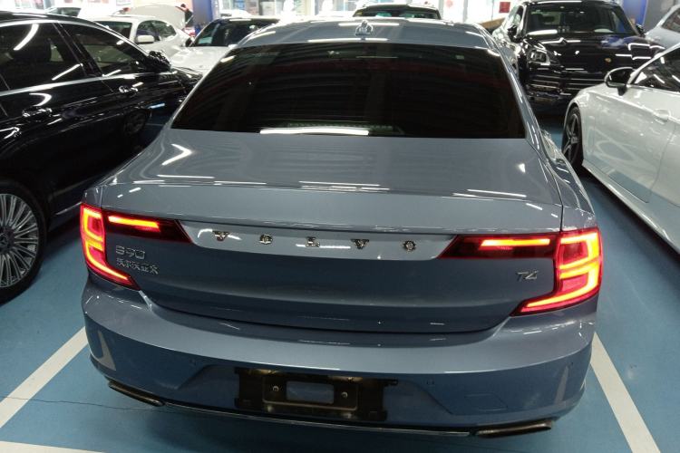 Used Volvo S90 2018 T4 Zhiyuan Edition Exterior 4