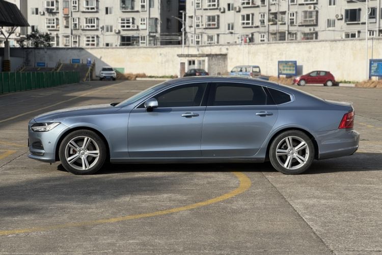 Used Volvo S90 2018 T4 Zhiyuan Edition Exterior 4