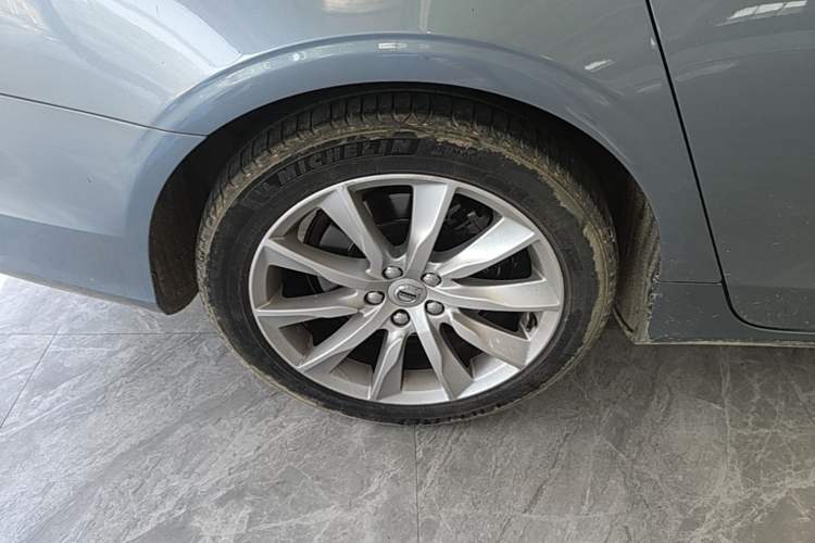 Used Volvo S90 2018 T5 Zhiyuan Edition Exterior 5
