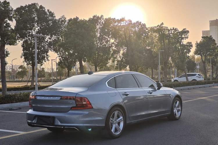 Used Volvo S90 2018 T4 Zhiyuan Edition Exterior 7