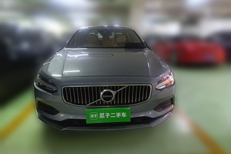 Used Volvo S90 2018 T4 Zhiyuan Edition Front