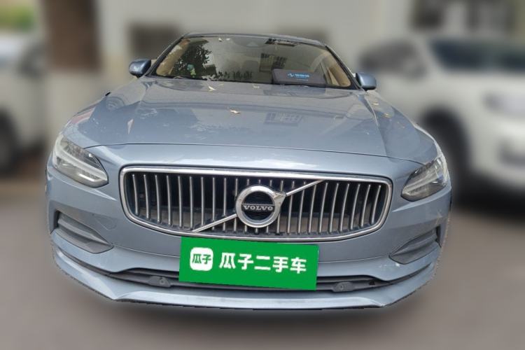 Used Volvo S90 2018 T4 Zhiyuan Edition Front