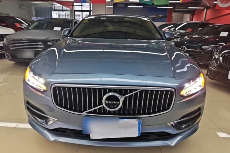 Used Volvo S90 2018 T5 Zhiya Edition Front