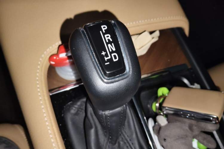 Used Volvo S90 2018 T5 Zhiya Edition Gear Lever