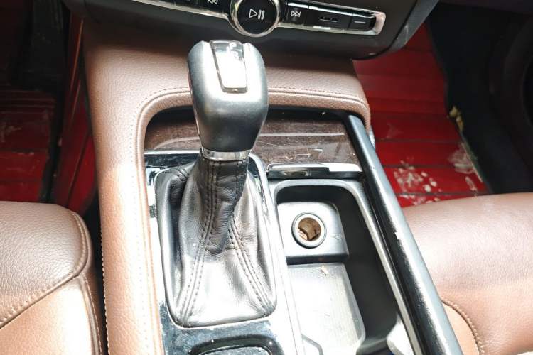 Used Volvo S90 2018 T4 Zhiyuan Edition Gear Lever