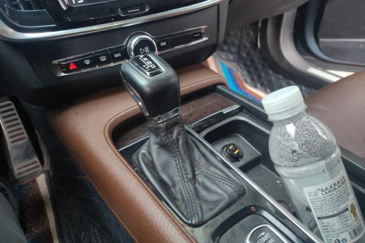 Used Volvo S90 2018 T4 Zhiyuan Edition Gear Lever