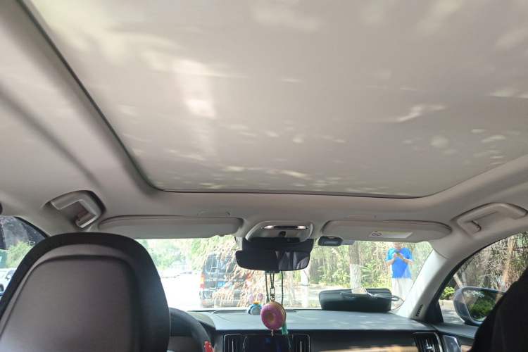 Used Volvo S90 2018 T5 Prestige Edition Headliner