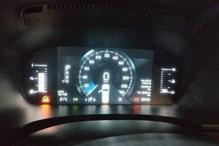 Used Volvo S90 2018 T4 Zhiyuan Edition Instrument Cluster