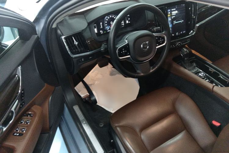 Used Volvo S90 2018 T4 Zhiyuan Edition Interior 3