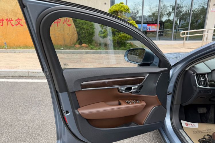 Used Volvo S90 2018 T4 Zhiyuan Edition Interior 4