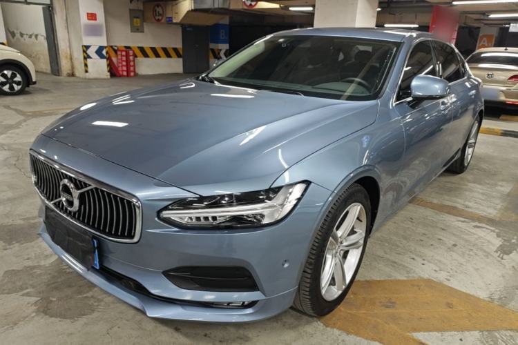 Used Volvo S90 2018 T4 Zhiyuan Edition Guazi used car, China used car export, Used car for sale, Used  cars, Cheapest cars for sale