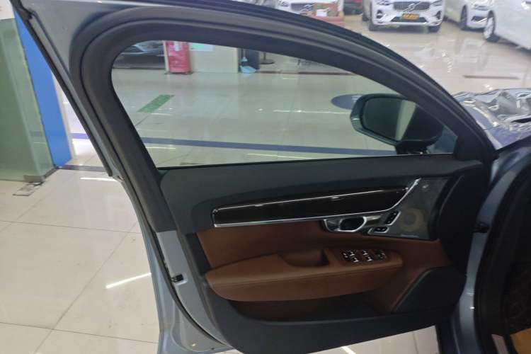 Used Volvo S90 2018 T4 Zhiyuan Edition Left Front Door Interior