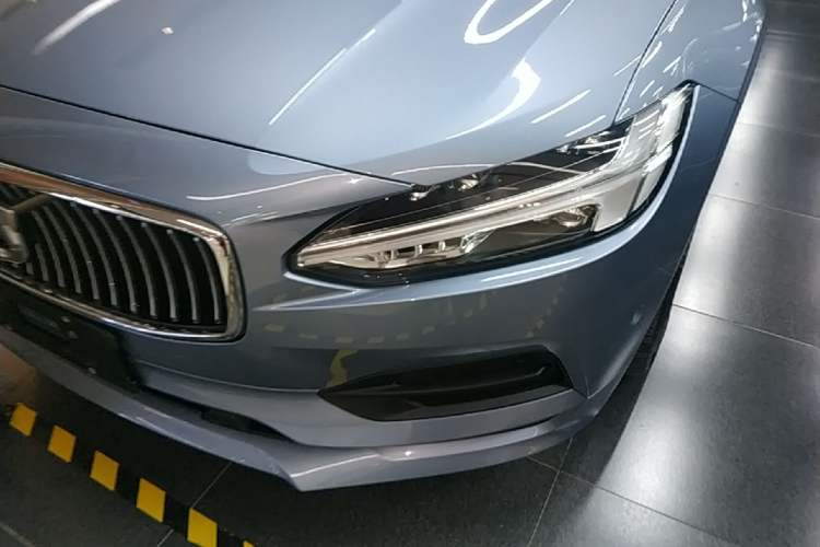 Used Volvo S90 2018 T4 Zhiyuan Edition Left Front Headlight