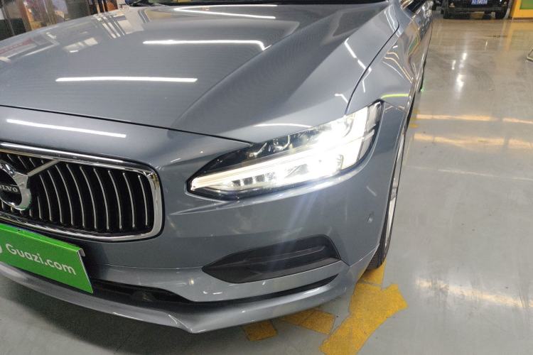 Used Volvo S90 2018 T4 Zhiyuan Edition Left Front Headlight