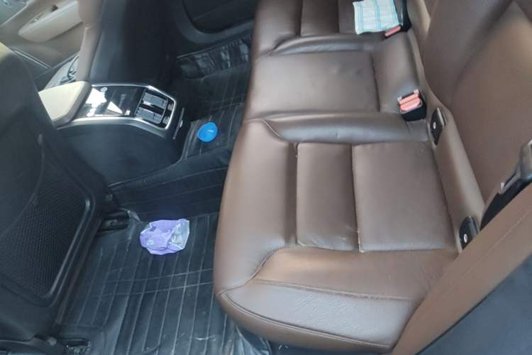 Used Volvo S90 2018 T4 Zhiyuan Edition Left Rear Seat