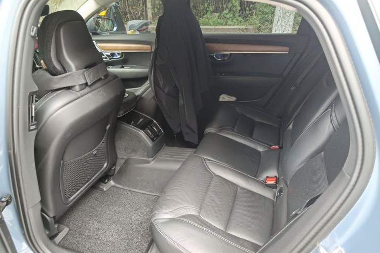 Used Volvo S90 2018 T5 Prestige Edition Left Rear Seat