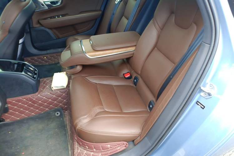 Used Volvo S90 2018 T5 Prestige Edition Left Rear Seat