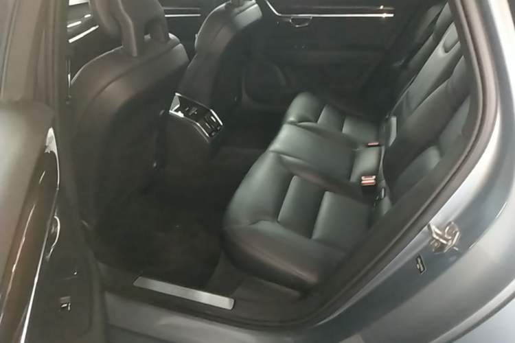 Used Volvo S90 2018 T4 Zhiyuan Edition Left Rear Seat